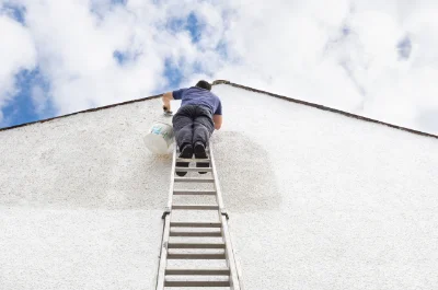 Peinture extérieure à Angliers — façades et ravalement
